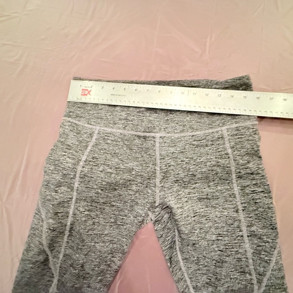 Mondetta Gray High-Waisted Full Length Leggings Size Large - Picture 6 of 8